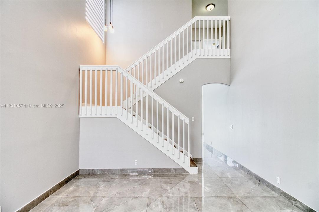 For Rent: $5,000 (4 beds, 2 baths, 2162 Square Feet)