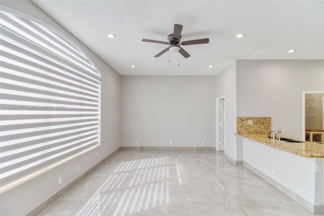 For Rent: $5,000 (4 beds, 2 baths, 2162 Square Feet)