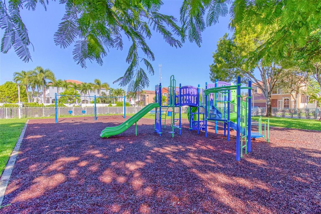 For Rent: $5,000 (4 beds, 2 baths, 2162 Square Feet)