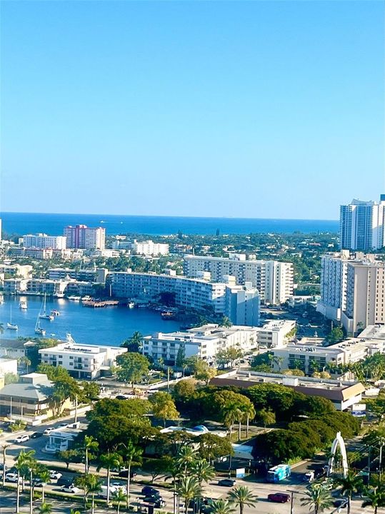 AMAZING WATER & CITY VIEWS LIKE A RIVIERA