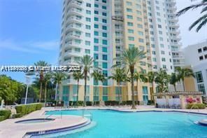 Recientemente alquilado: $2,350 (1 camas, 1 baños, 920 Pies cuadrados)