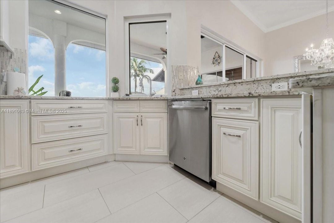 For Sale: $1,199,000 (3 beds, 3 baths, 0 Square Feet)