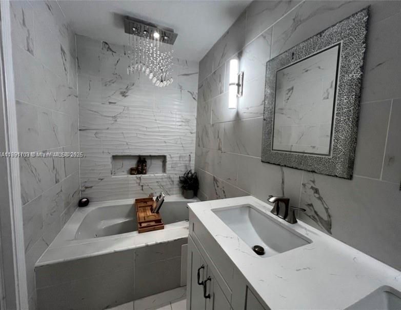 Active With Contract: $3,600 (3 beds, 2 baths, 1623 Square Feet)