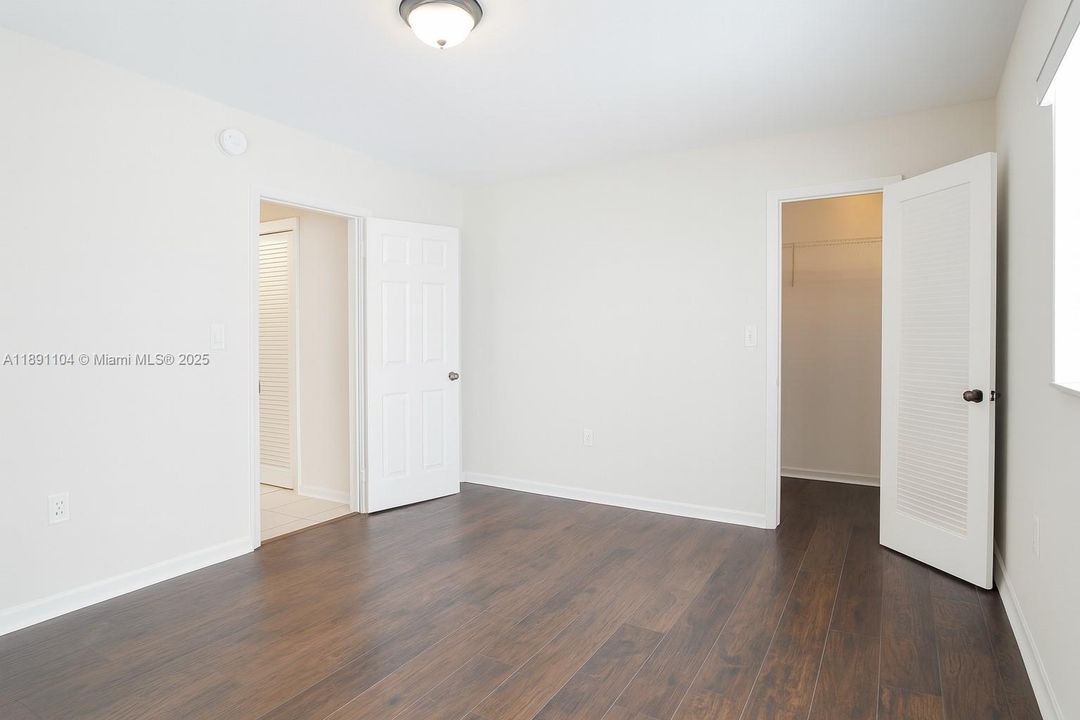 待售: $379,000 (1 贝兹, 1 浴室, 780 平方英尺)