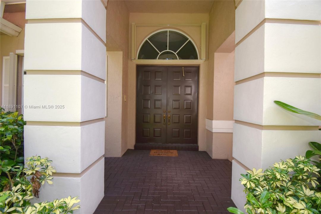 For Sale: $1,585,000 (4 beds, 3 baths, 3058 Square Feet)