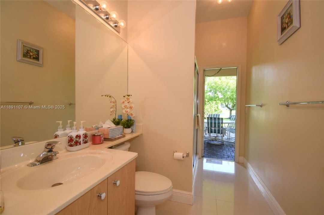 For Sale: $1,585,000 (4 beds, 3 baths, 3058 Square Feet)