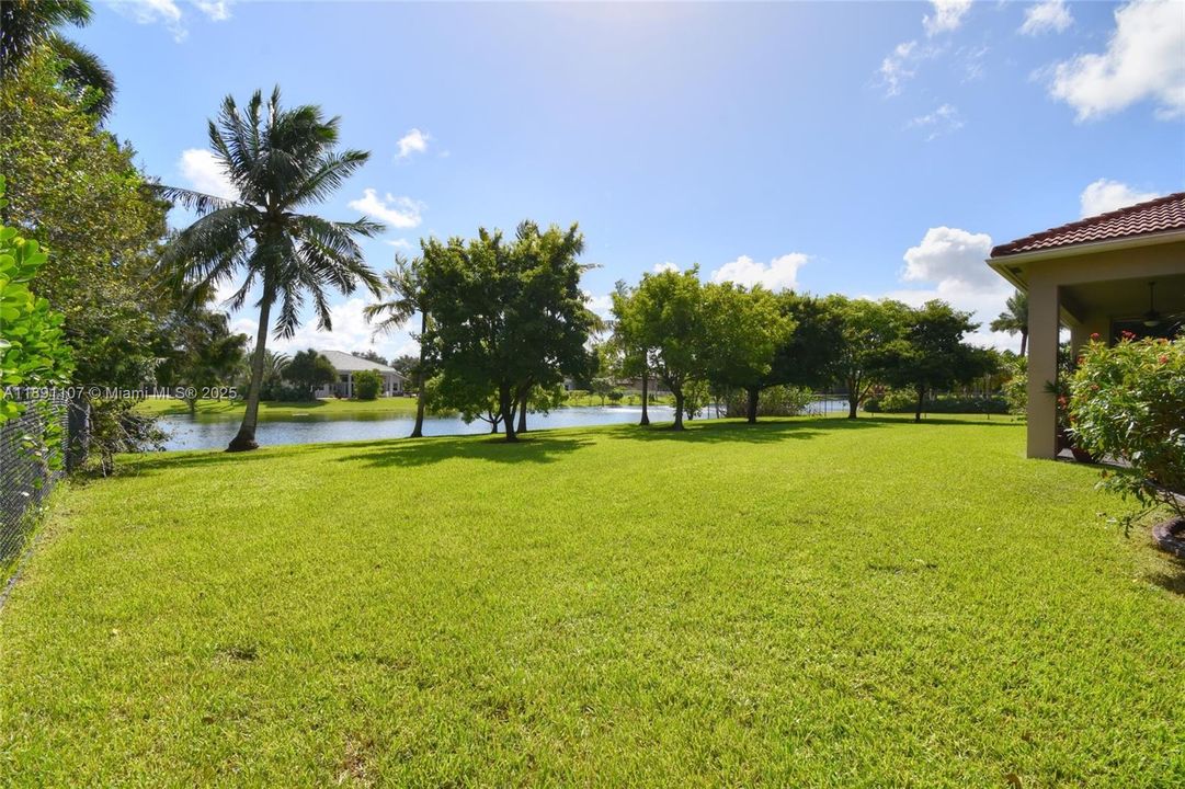 For Sale: $1,585,000 (4 beds, 3 baths, 3058 Square Feet)