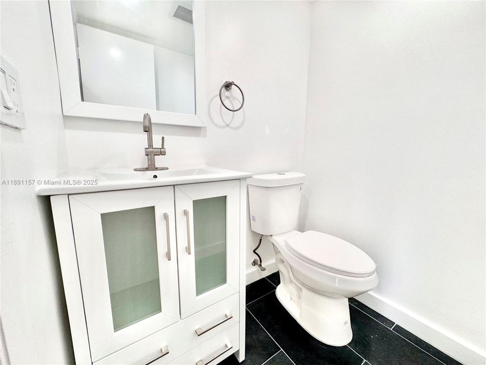 1/2 Guest Bathroom