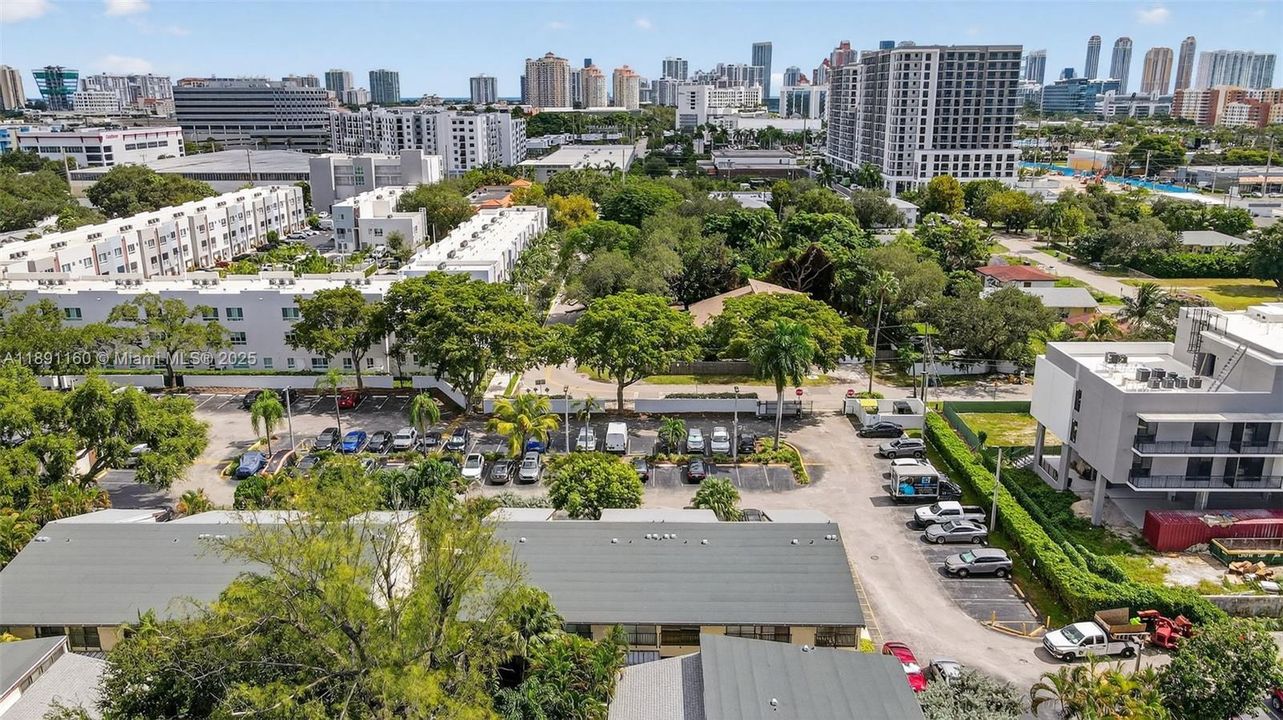 For Sale: $499,000 (3 beds, 2 baths, 1688 Square Feet)