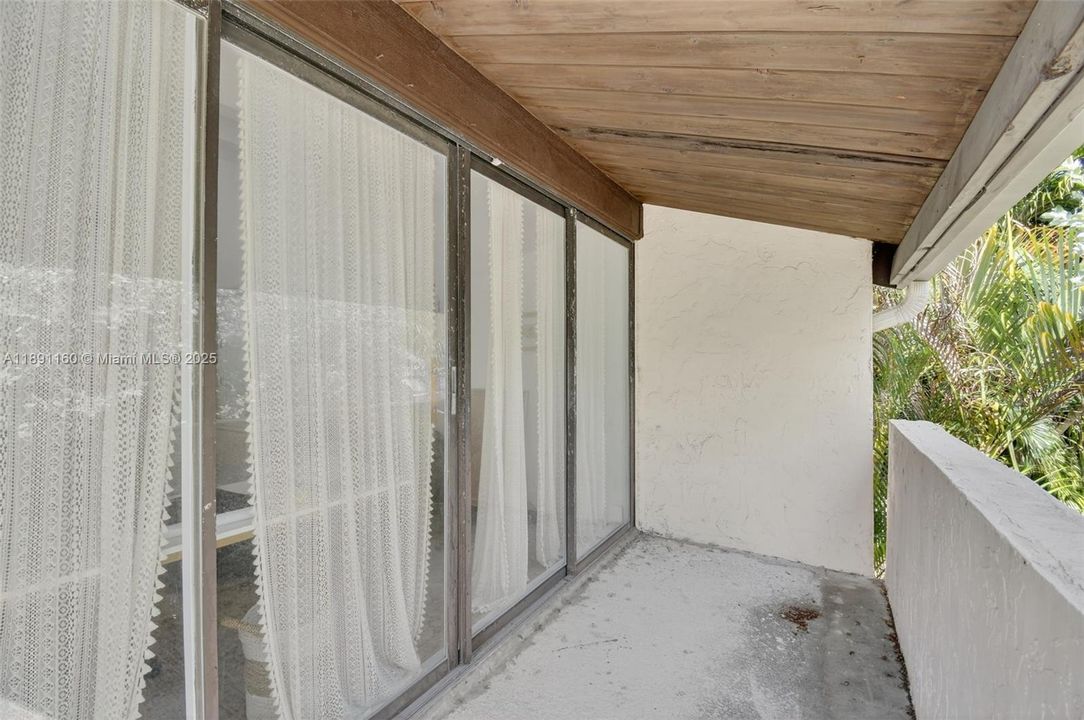 For Sale: $499,000 (3 beds, 2 baths, 1688 Square Feet)