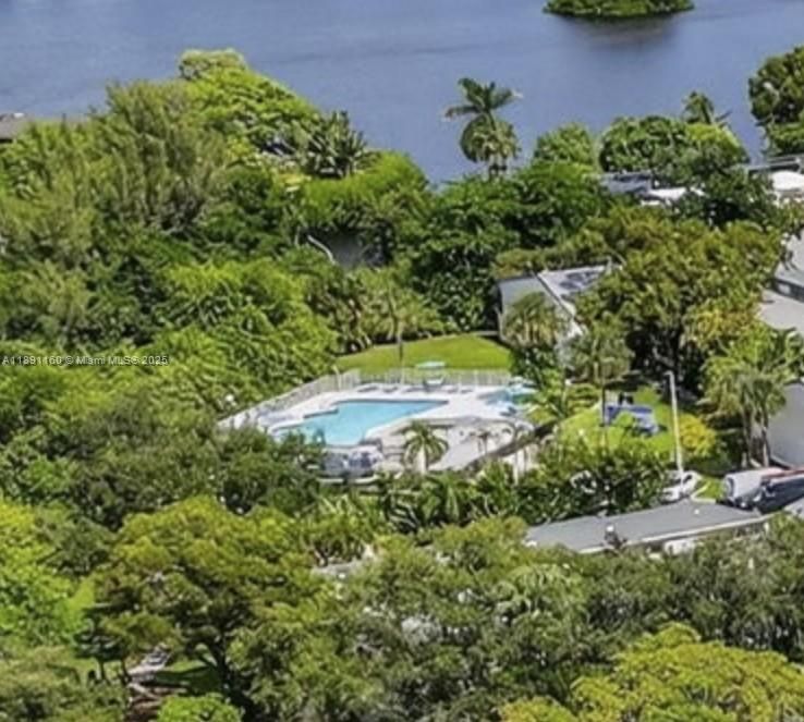 For Sale: $499,000 (3 beds, 2 baths, 1688 Square Feet)