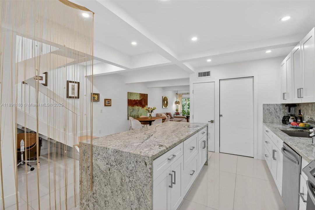 For Sale: $499,000 (3 beds, 2 baths, 1688 Square Feet)