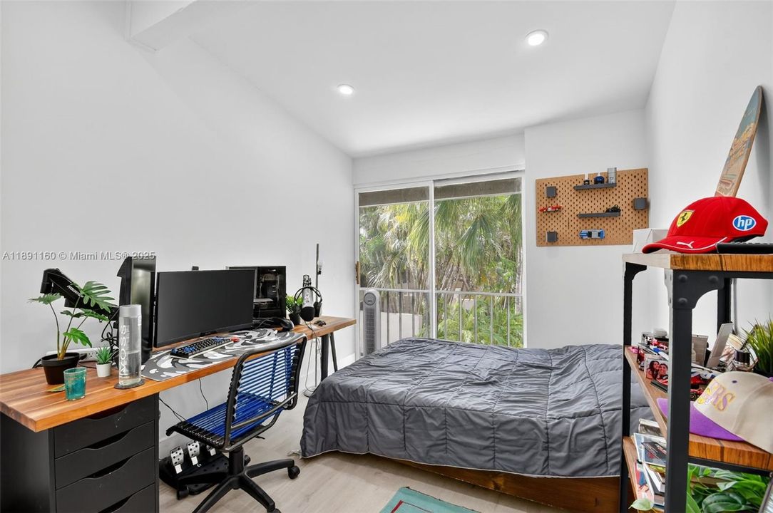 For Sale: $499,000 (3 beds, 2 baths, 1688 Square Feet)