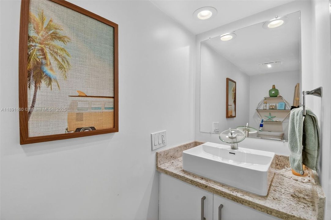 For Sale: $499,000 (3 beds, 2 baths, 1688 Square Feet)