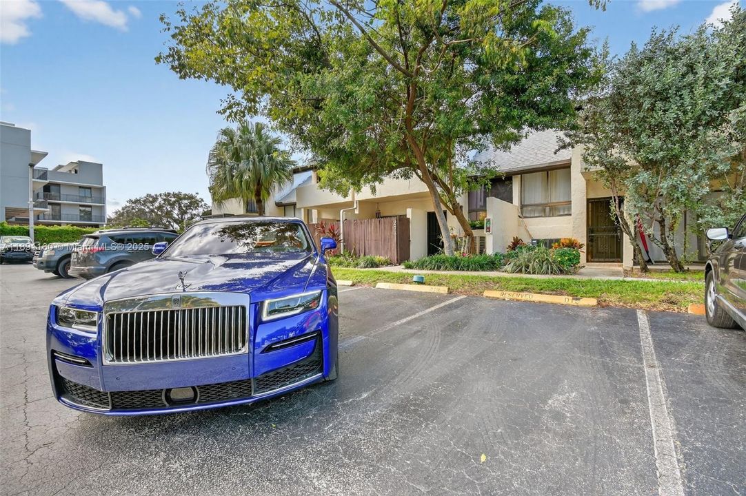 For Sale: $499,000 (3 beds, 2 baths, 1688 Square Feet)