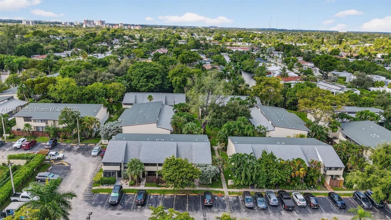 For Sale: $499,000 (3 beds, 2 baths, 1688 Square Feet)