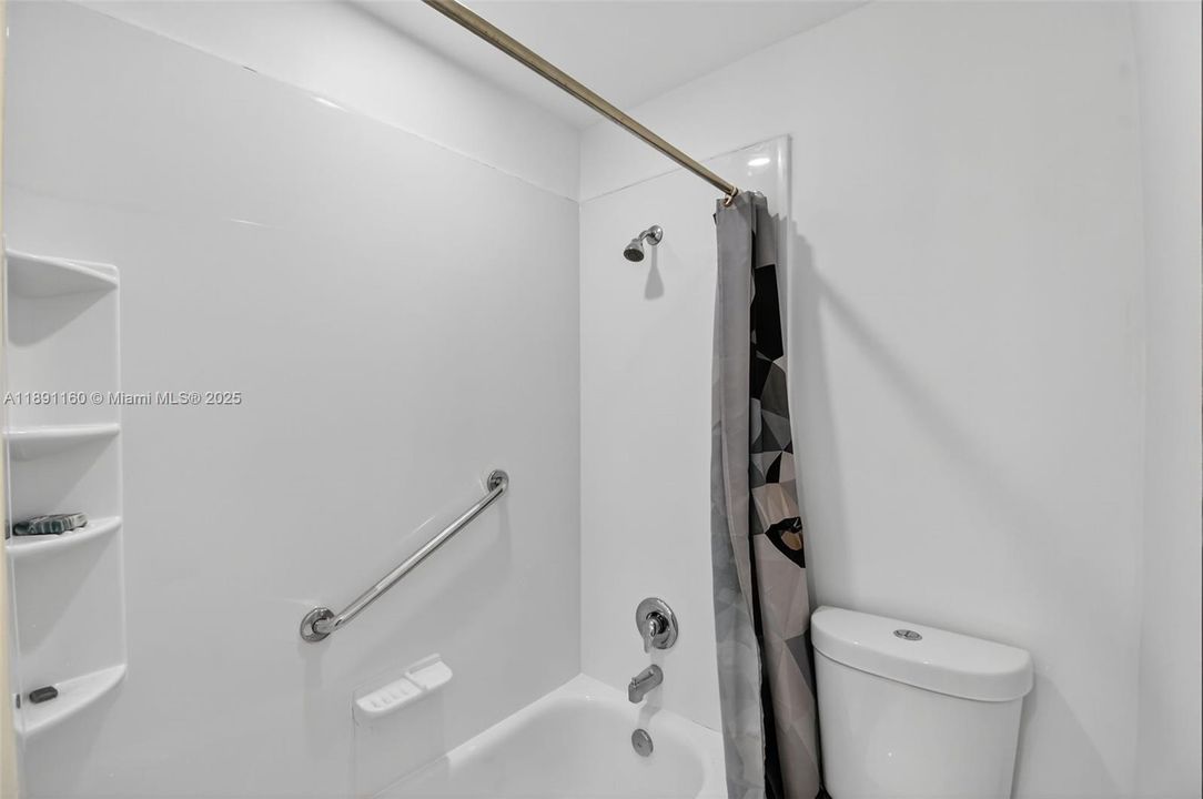 For Sale: $499,000 (3 beds, 2 baths, 1688 Square Feet)