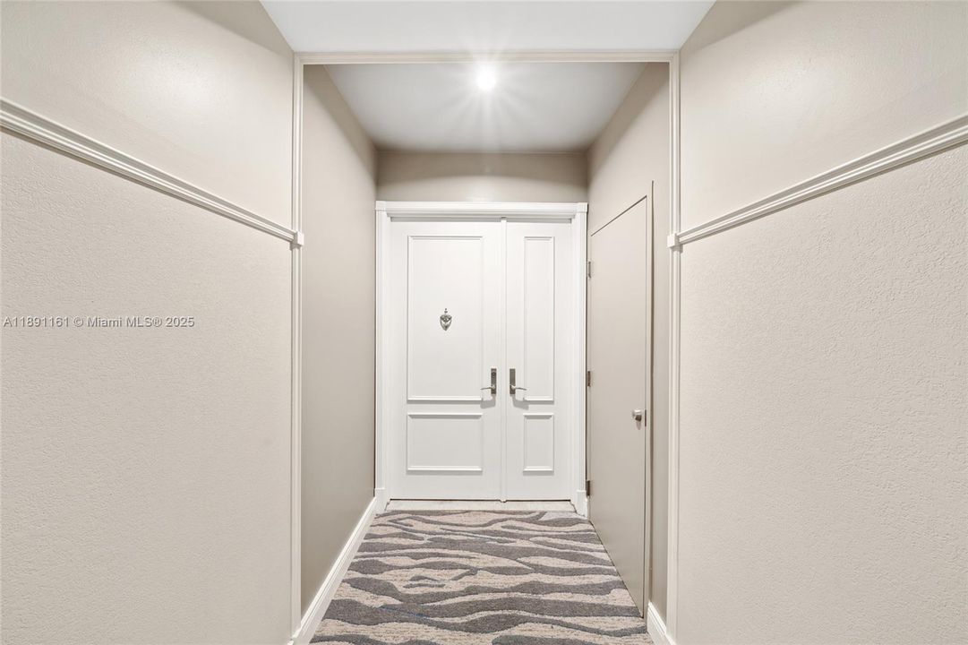 For Rent: $10,000 (3 beds, 2 baths, 1855 Square Feet)