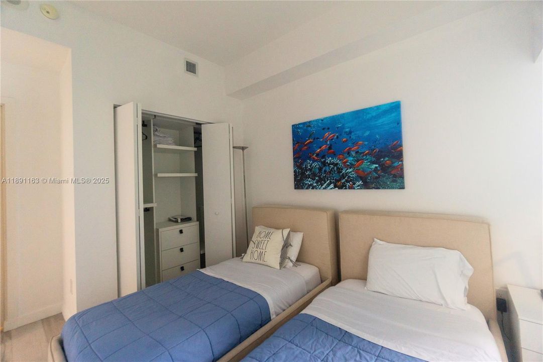 En Venta: $960,000 (2 camas, 2 baños, 1057 Pies cuadrados)