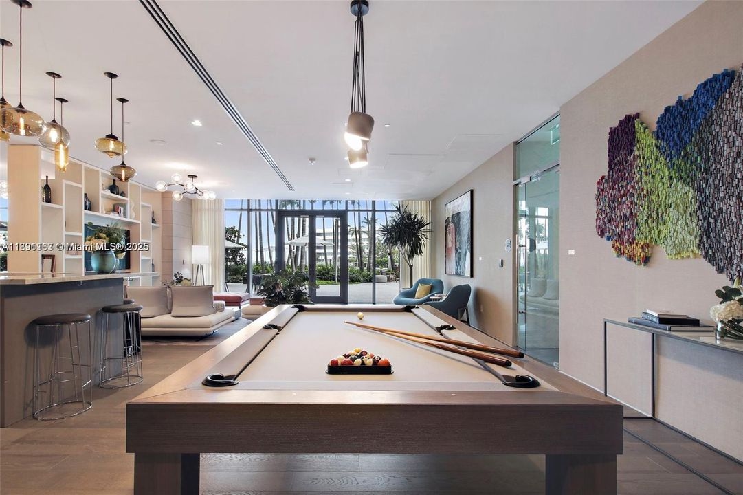 En Venta: $960,000 (2 camas, 2 baños, 1057 Pies cuadrados)
