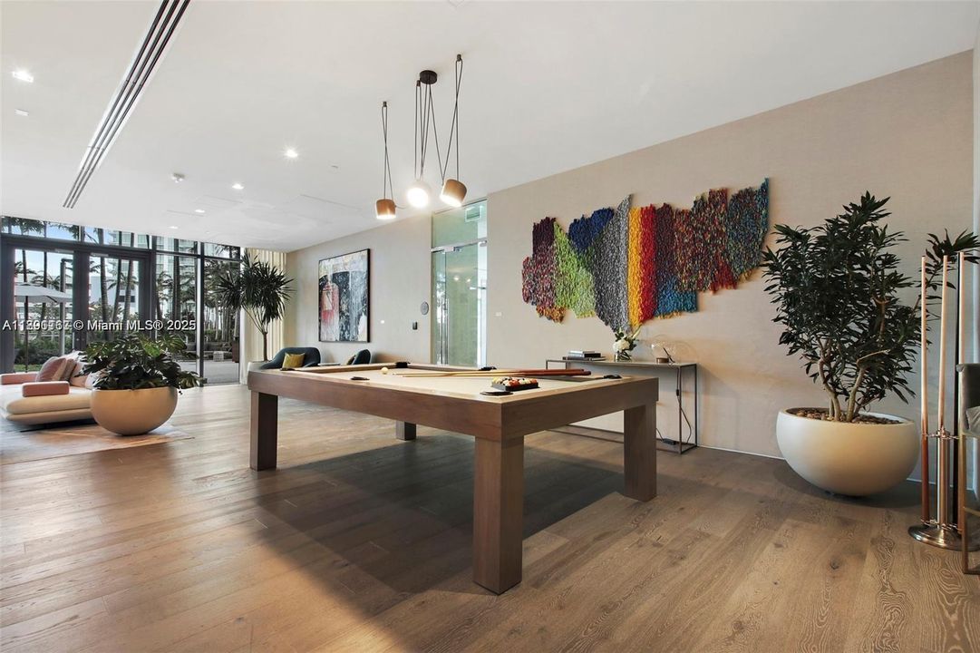 En Venta: $960,000 (2 camas, 2 baños, 1057 Pies cuadrados)