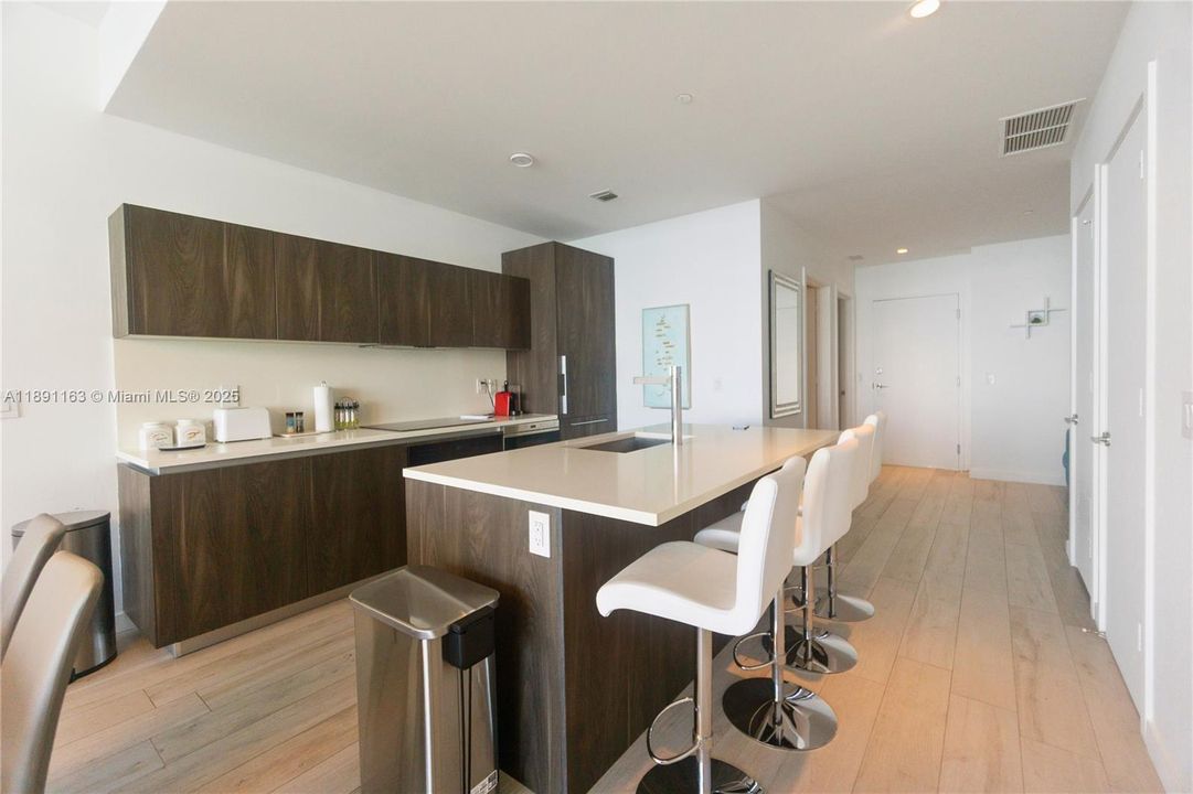 En Venta: $960,000 (2 camas, 2 baños, 1057 Pies cuadrados)