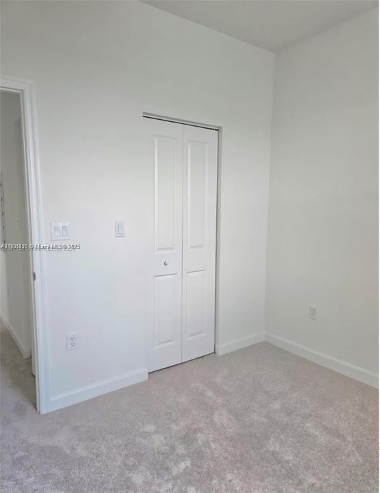 Active With Contract: $2,400 (3 beds, 3 baths, 0 Square Feet)