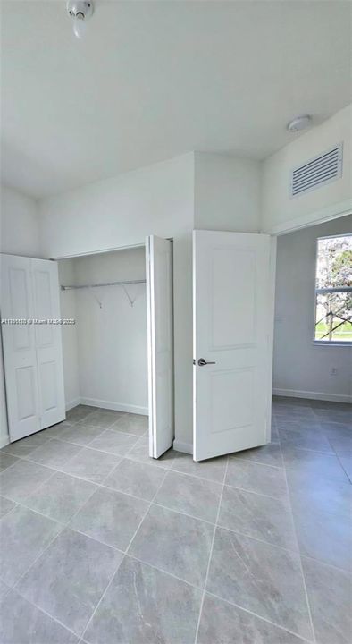 Active With Contract: $2,400 (3 beds, 3 baths, 0 Square Feet)