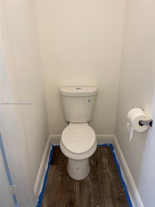 Active With Contract: $2,980 (3 beds, 2 baths, 1688 Square Feet)