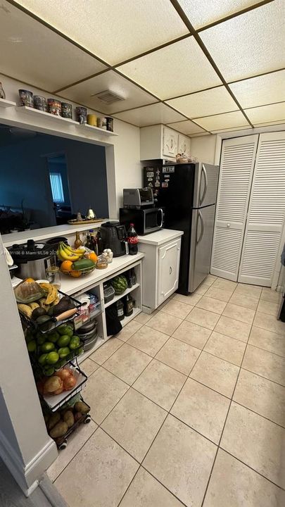 В аренду: $2,300 (2 спален, 2 ванн, 1106 Квадратных фут)