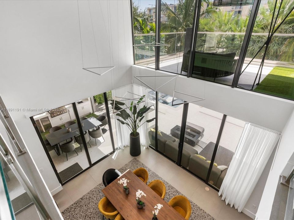 For Sale: $5,999,000 (4 beds, 4 baths, 4341 Square Feet)