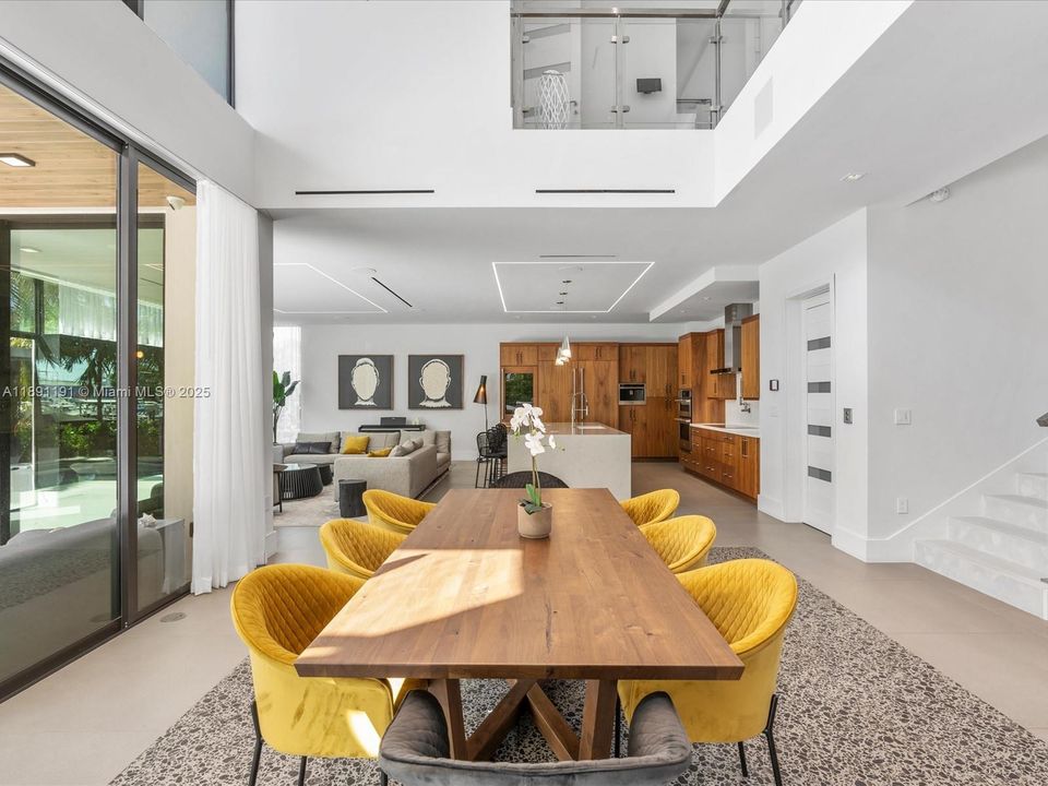 For Sale: $5,999,000 (4 beds, 4 baths, 4341 Square Feet)