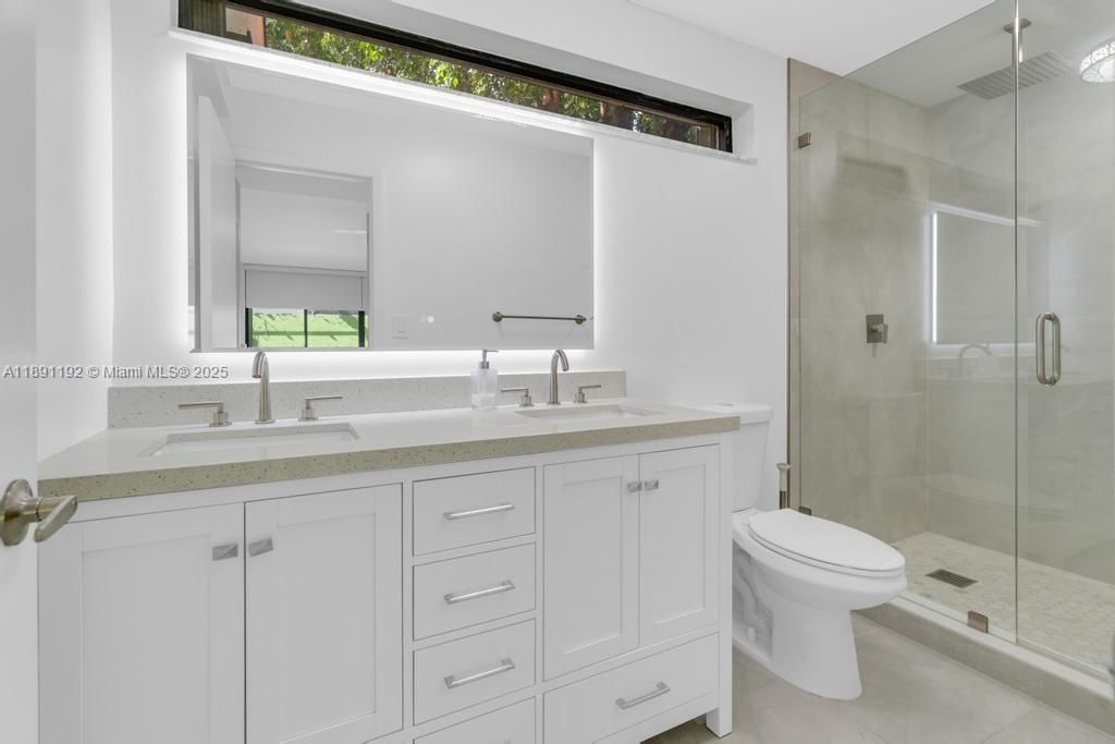 Vendido Recientemente: $485,000 (3 camas, 2 baños, 1446 Pies cuadrados)