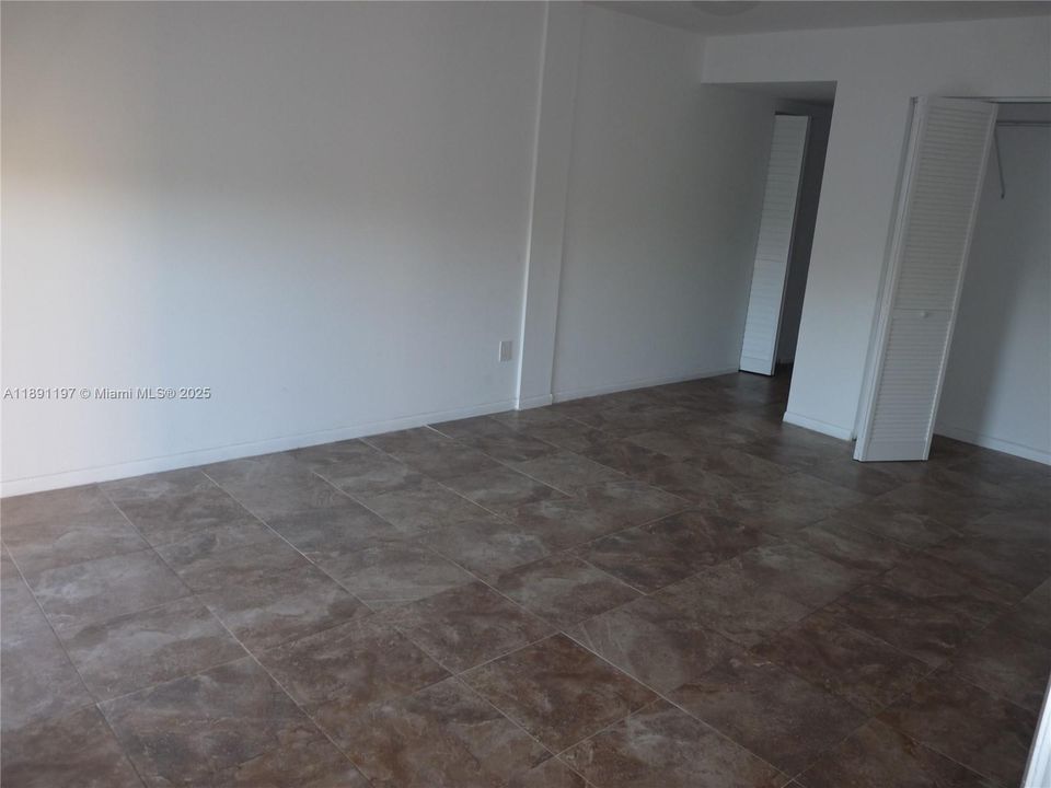 最近租的: $2,500 (2 贝兹, 2 浴室, 996 平方英尺)