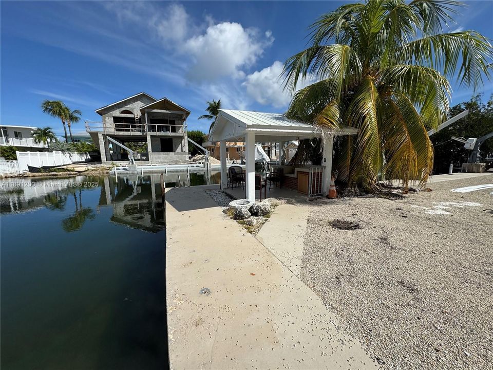 最近租的: $2,500 (2 贝兹, 1 浴室, 2196 平方英尺)