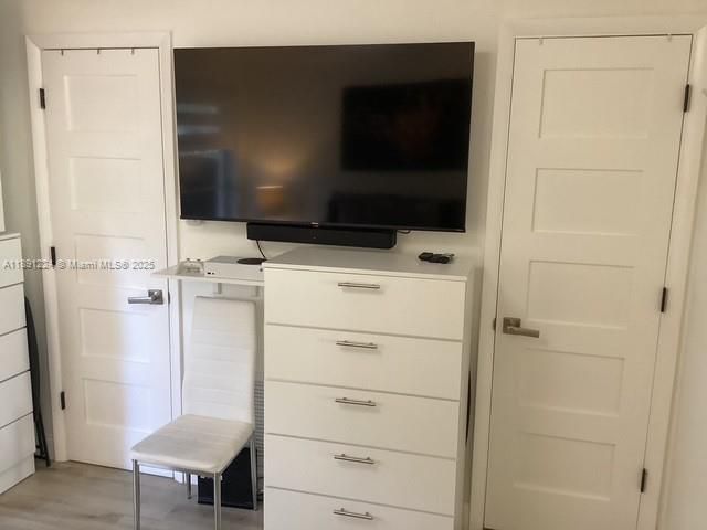 На продажу: $195,000 (1 спален, 1 ванн, 750 Квадратных фут)