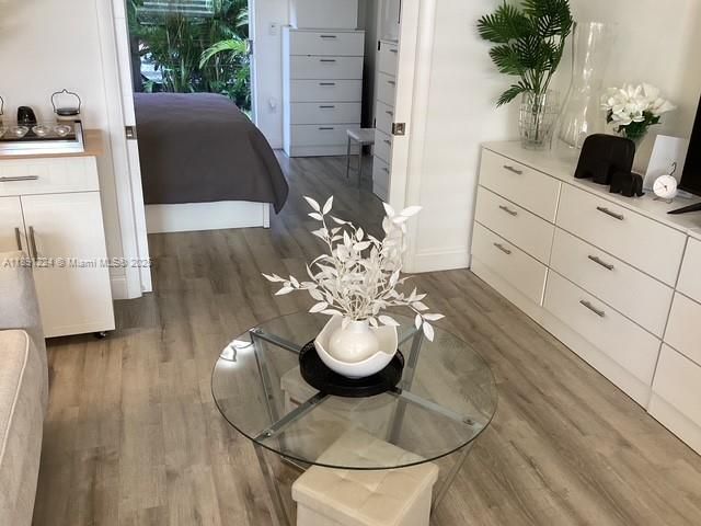 На продажу: $195,000 (1 спален, 1 ванн, 750 Квадратных фут)