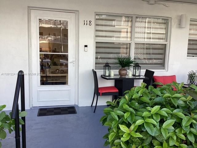 На продажу: $195,000 (1 спален, 1 ванн, 750 Квадратных фут)