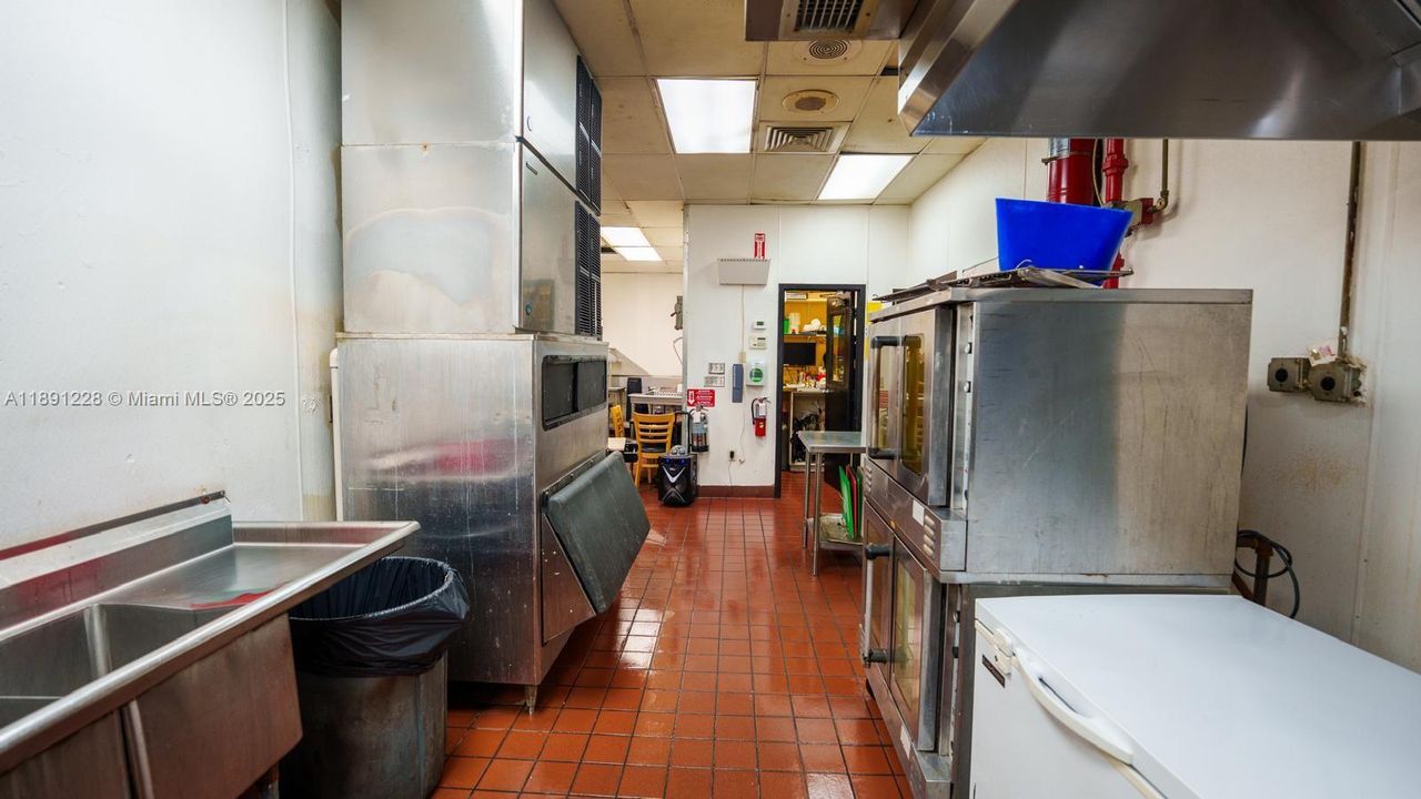 待售: $900,000 (0 贝兹, 0 浴室, 0 平方英尺)