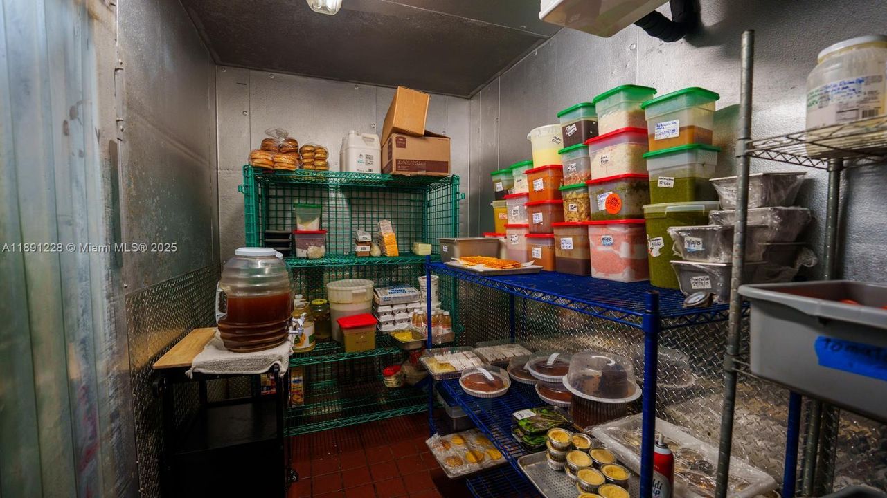 待售: $900,000 (0 贝兹, 0 浴室, 0 平方英尺)