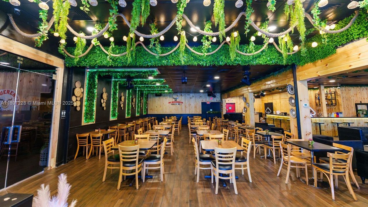 待售: $900,000 (0 贝兹, 0 浴室, 0 平方英尺)