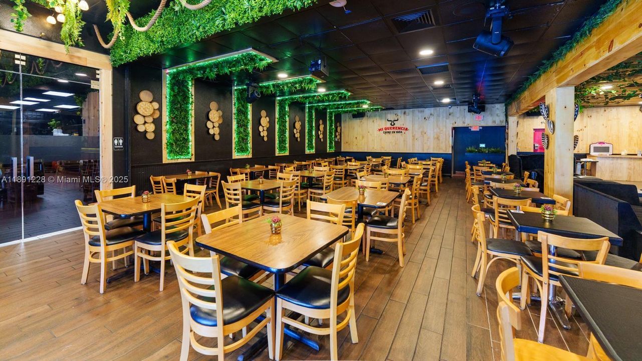 待售: $900,000 (0 贝兹, 0 浴室, 0 平方英尺)