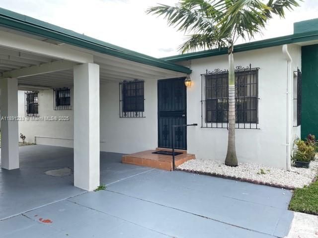 Recently Sold: $550,000 (3 beds, 1 baths, 1066 Square Feet)