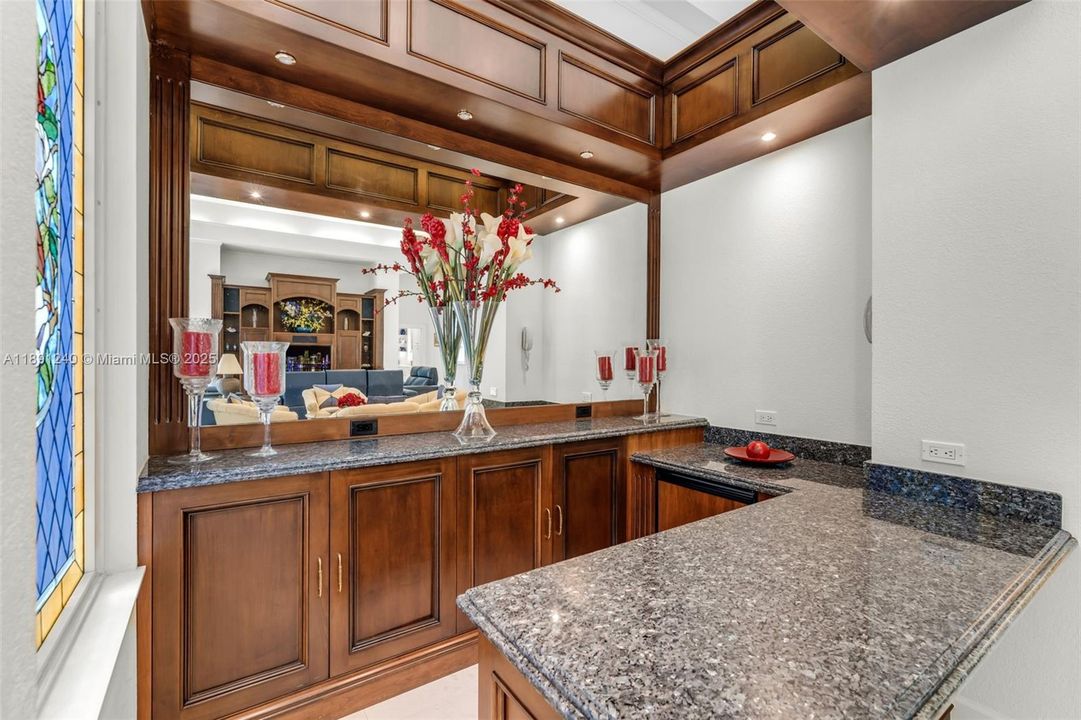 Recently Sold: $1,750,000 (2 beds, 2 baths, 3357 Square Feet)