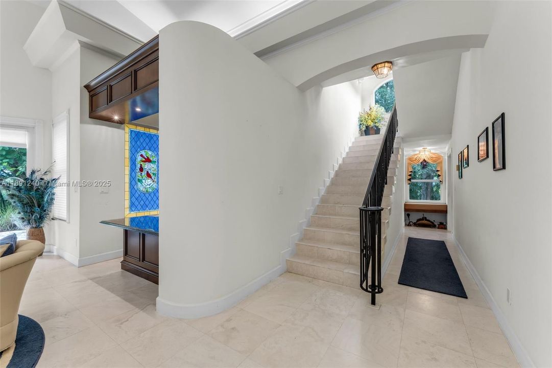 Recently Sold: $1,750,000 (2 beds, 2 baths, 3357 Square Feet)