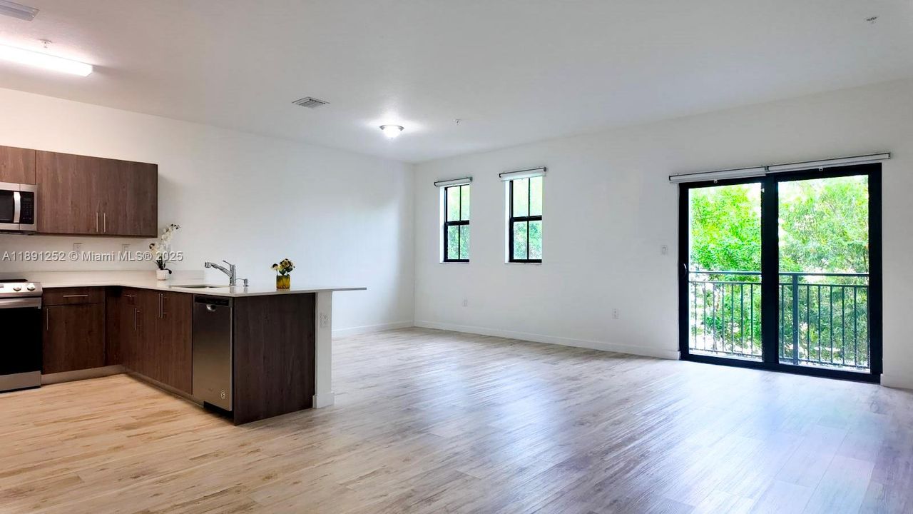 En Venta: $420,000 (3 camas, 2 baños, 1481 Pies cuadrados)