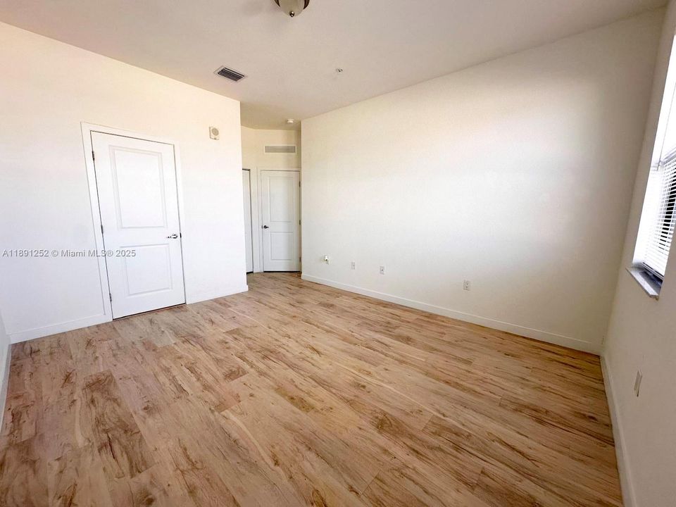 En Venta: $420,000 (3 camas, 2 baños, 1481 Pies cuadrados)