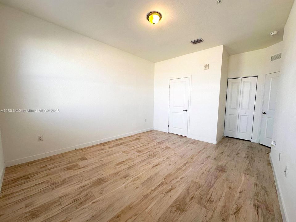 En Venta: $420,000 (3 camas, 2 baños, 1481 Pies cuadrados)