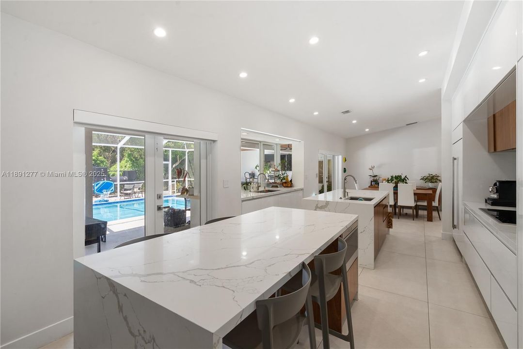 For Rent: $7,950 (4 beds, 3 baths, 2658 Square Feet)