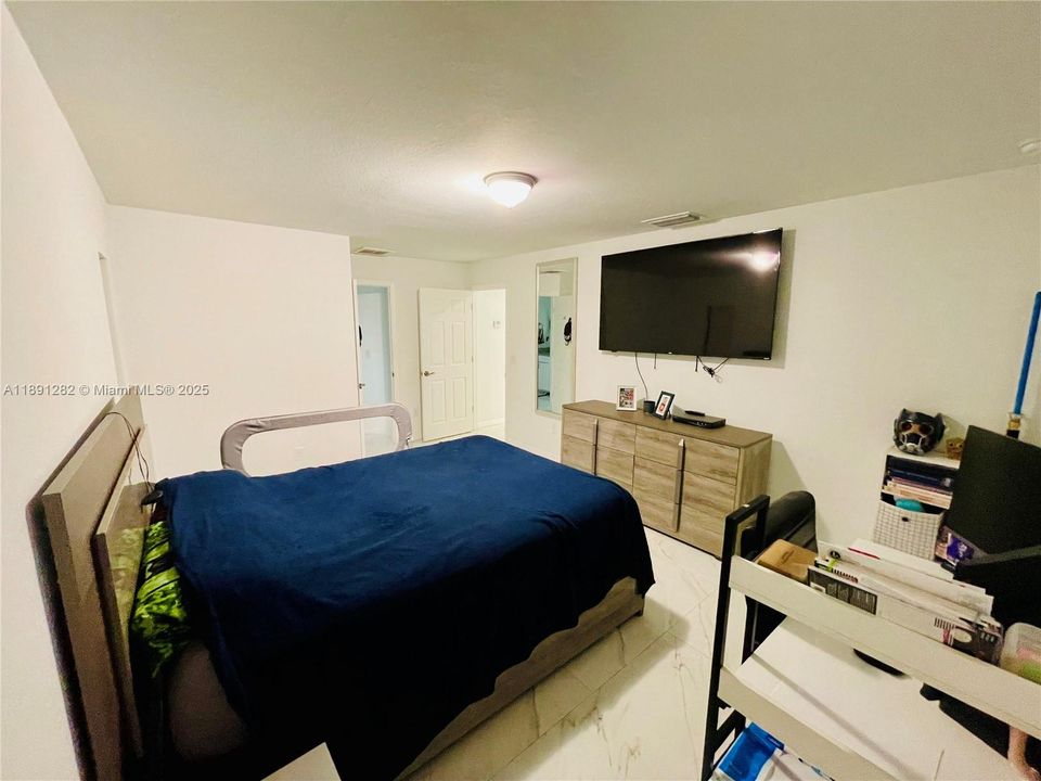 En Venta: $390,000 (3 camas, 2 baños, 1437 Pies cuadrados)